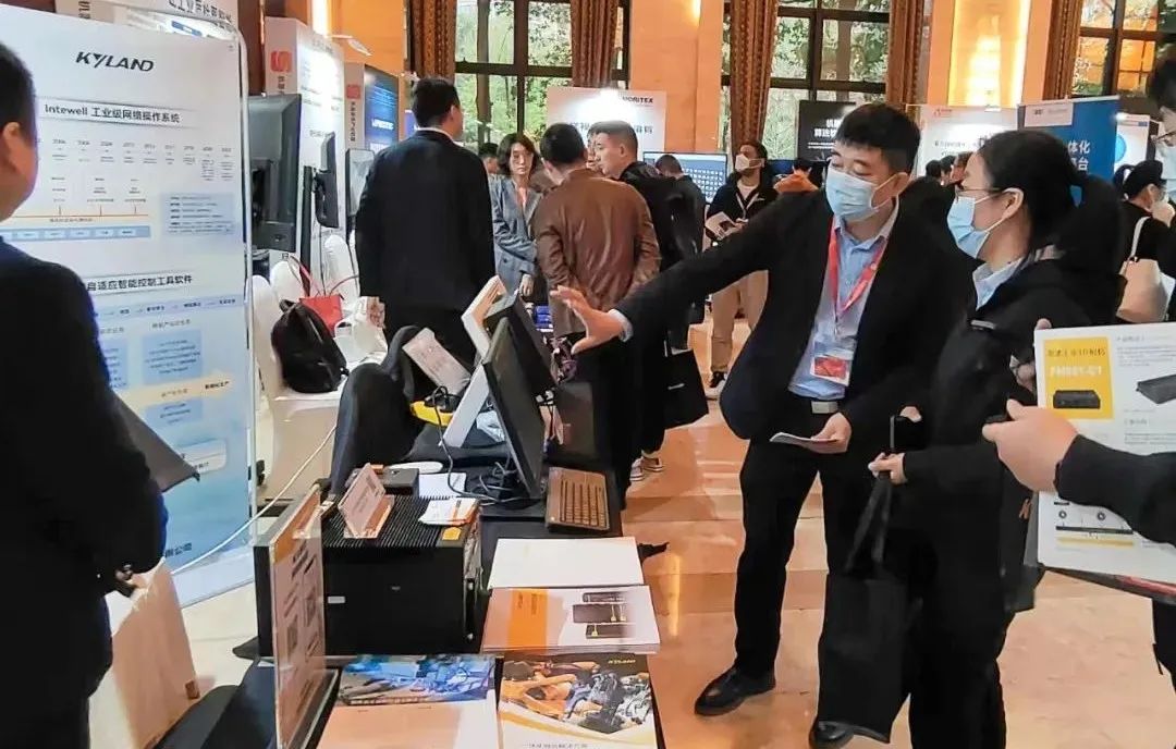 Z6�������й��ٷ���վ